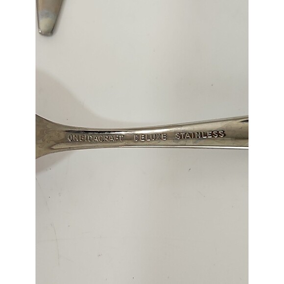 Lot Of 15 Oneidacraft Deluxe Stainless Steel Salad Forks Lasting Rose Pattern - Picture 4 of 5